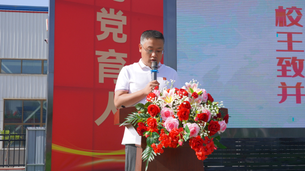 高中部篮球赛正式拉开帷幕