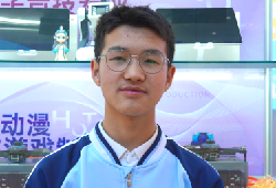 17岁转学生周得粒在兰州新华高中的奋斗