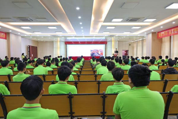 兰州新华“开学第一课”安全教育专题讲座